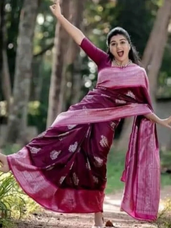 Wine soft lichi silk jacquard weaving border work saree