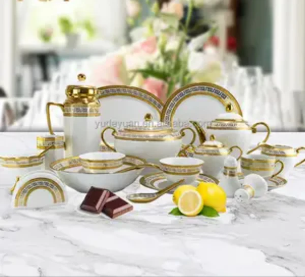 Royal New 102 Pis Bone Chaina Luxury Porlain Embossed Gold Vintage Style Dinner Set