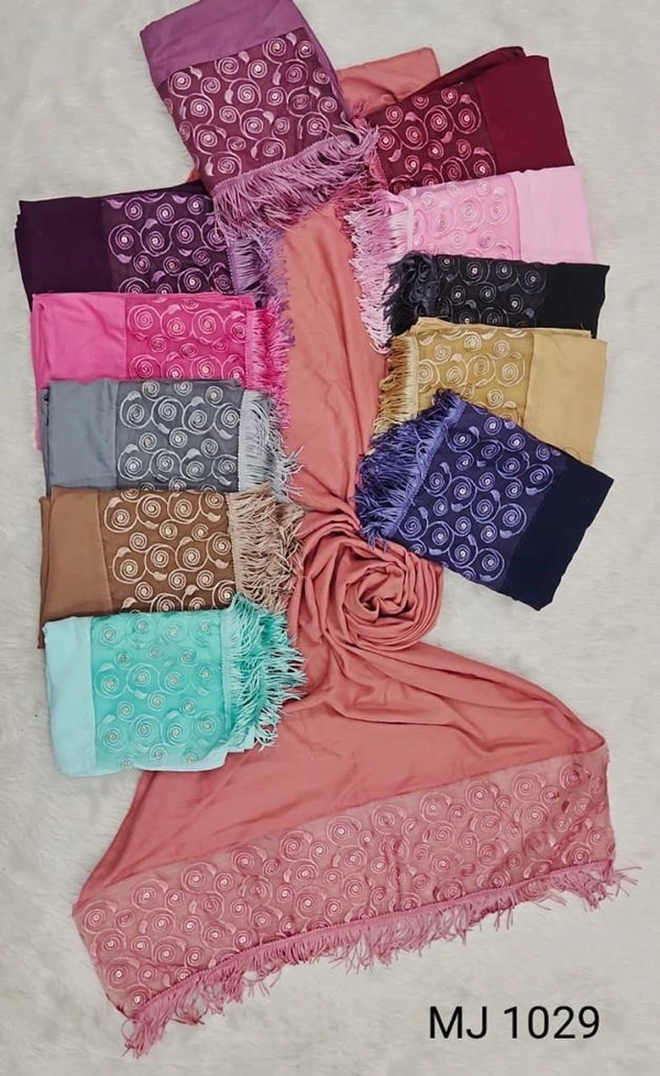 Humeira Abaya  MJ 1029