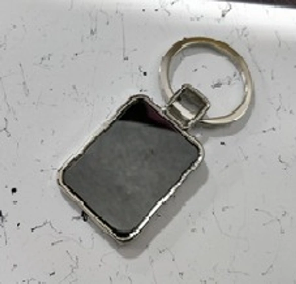 Keychain V4 MT64 - Bangalore 24 hrs up to 72 hours / Other Cities 4 to 7 days., SBG