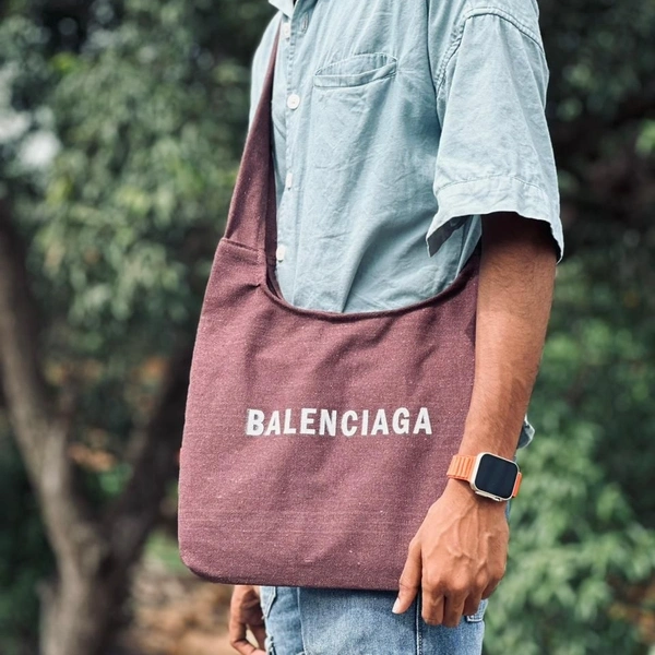 Letter Printed High-capacity Canvas Slouchy Shoulder Bag | Ultra Sporty Messenger Sling Bag For Multipurpose Use - SZBQ2