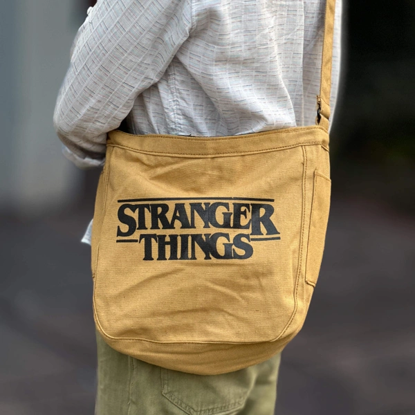 Premium Vintage Arts Bag | Ultra Sporty Messenger Sling Bag For Multipurpose Use - SZBV1