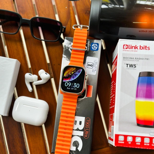 Most Awaited Budget Combo | Hiwatch Pro T900 Ultra Smartwatch, Wireless Buds, Original Link Bits Light Speaker With Sunglass