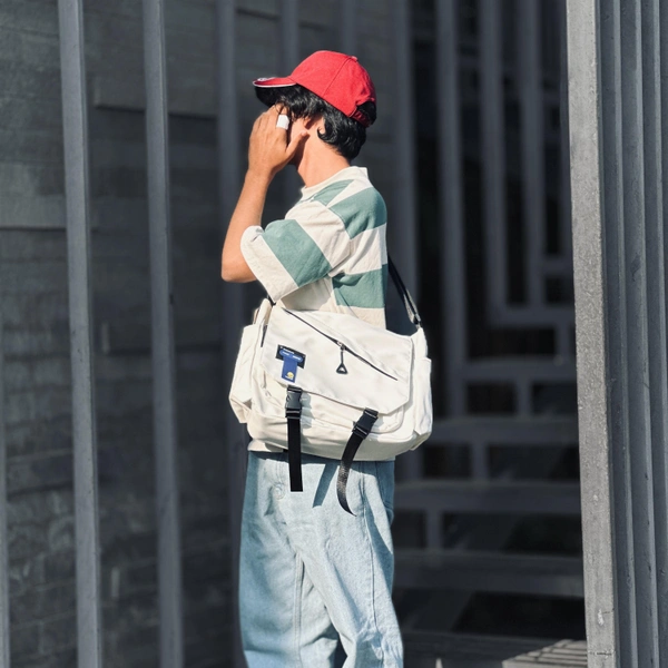 Premium Vintage Arts Bag | Ultra Sporty Messenger Sling Bag For Multipurpose Use - SMB2