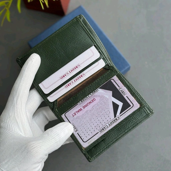 Classic Men's Genuine Leather Wallet With Card Holder, Perfect For Personal Use And Gifting - SRH1