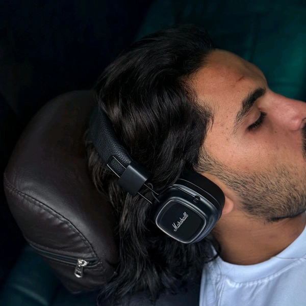 Most Demanded Major Iv Headphone With Cotton Earpads And Buttons Same Like Original - Black