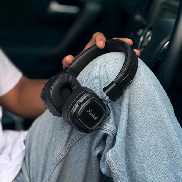 Most Demanded Major Iv Headphone With Cotton Earpads And Buttons Same Like Original - Black