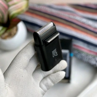 Original Geemy Professional hair trimmer clipper saver men women rechargeable Trimmer 120 min Runtime 0 Length Settings