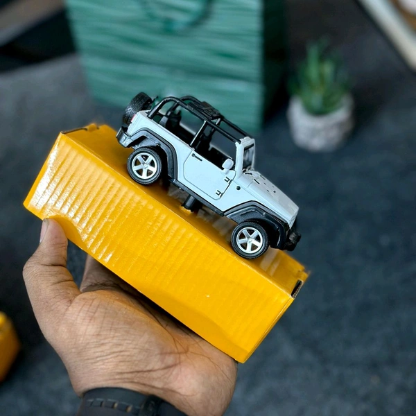 Metal Toy Car with Door Open and Close - SRC2