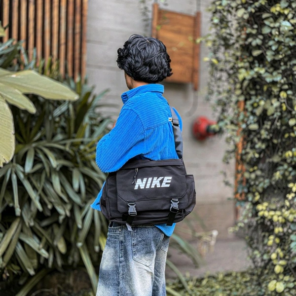 Vintage Arts One Side Bag | Ultra Sporty Messenger Sling Bag For Multipurpose Use - SRB1
