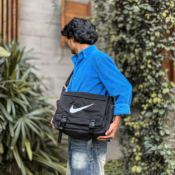Vintage Arts One Side Bag | Ultra Sporty Messenger Sling Bag For Multipurpose Use - SRB2