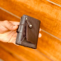 Most Demanded Classic Men's Genuine Card Pop-up High Quality Leather Wallet, Perfect For Gifting