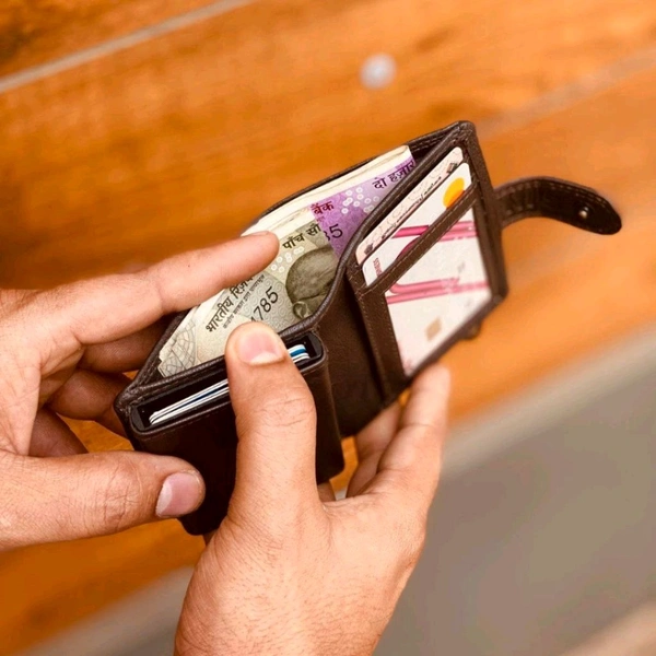 Most Demanded Classic Men's Genuine Card Pop-up High Quality Leather Wallet, Perfect For Gifting