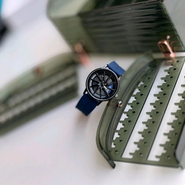 Gyro Spinning Car Alloy Rim Wheel Watch | Car Wheel Watch, Mens Wristwatch with Spinning Car Rim Hub Design, Quartz Movement, Gifts for Car Enthusiasts - SRW5
