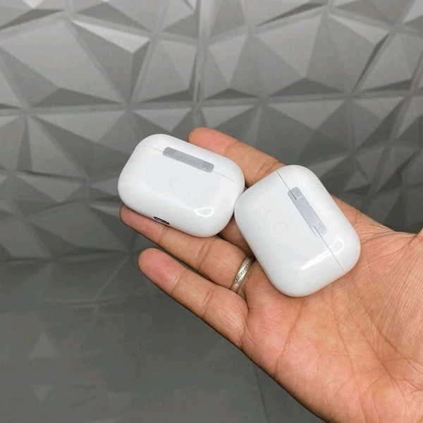 Buy 1 Get 1 Free Offer | Tws Pro At Unbeatable Price, Volume Increase & Decrease, Pop-up Window, Name Change Working With Extra Ear Tips