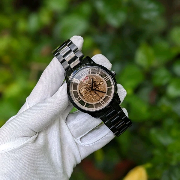 WooTime Analog Quartz Movement Collection Collection With High Quality Strap Best finishing Body & Case - SRW4