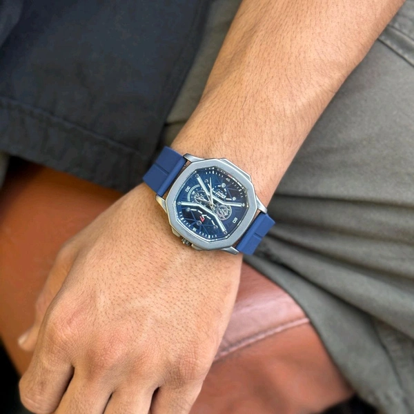 V7 Analog Quartz Movement Watch With High Quality Strap Best finishing Body & Case - Blue
