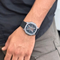V7 Analog Quartz Movement Watch With High Quality Strap Best finishing Body & Case - Black