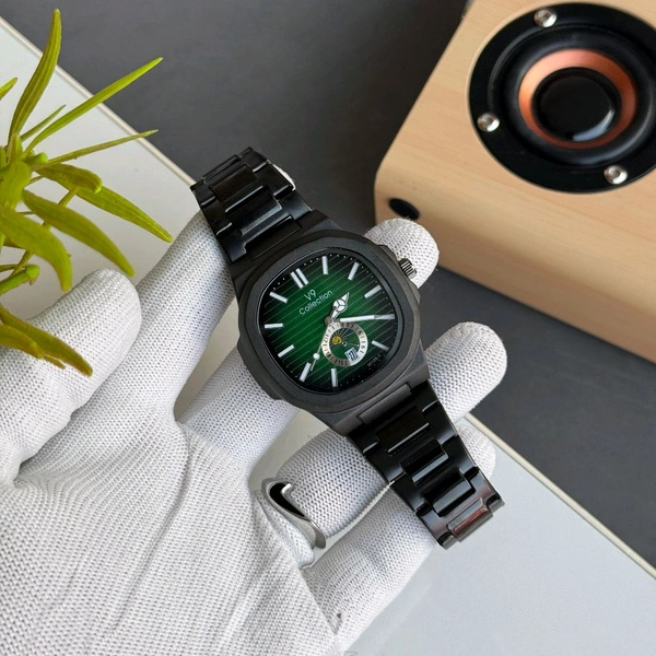 Most Demanded V9 Analog Quartz Movement Collection With High Quality Strap Best Finishing Body & Case - SRV5