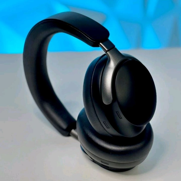 First Time In India 1:1 Master Qc Ultra Sealed Box With Active Noise Cancellation, High Sound Quality - Black, 1 Month Cybzone Warranty