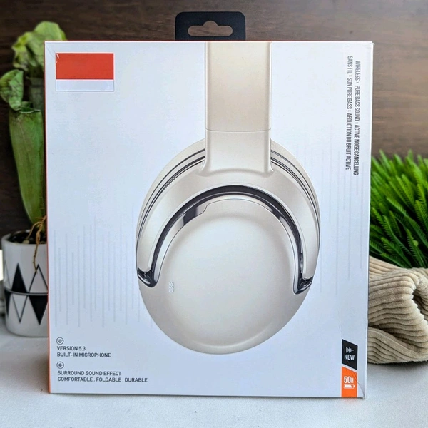 First Time In India | Bluetooth On Ear Headphones with Mic with 6 Hours Battery Backup, Heavy Bass And Sound Quality, Original Box Packaging - 1 Month Cybzone Warranty