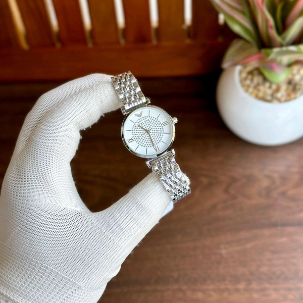 First Time Analog Quartz Movement Watch With High Quality Strap Best finishing Body & Case - SRF3