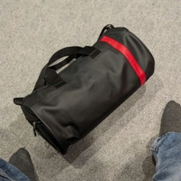Large Capacity Travel Bag with Dry/Wet Separation - Stylish Faux Leather Crossbody for Sports, Fitness & Commuting - Black And Red