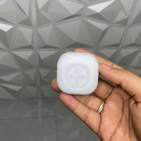 Wireless Earbuds, Wireless 5.0 With Microphone Charging Case, Long Lasting Playback, In Ear High Fidelity Stereo Earphones Suitable For IPhone And Android - White, 1 Month Cybzone Warranty