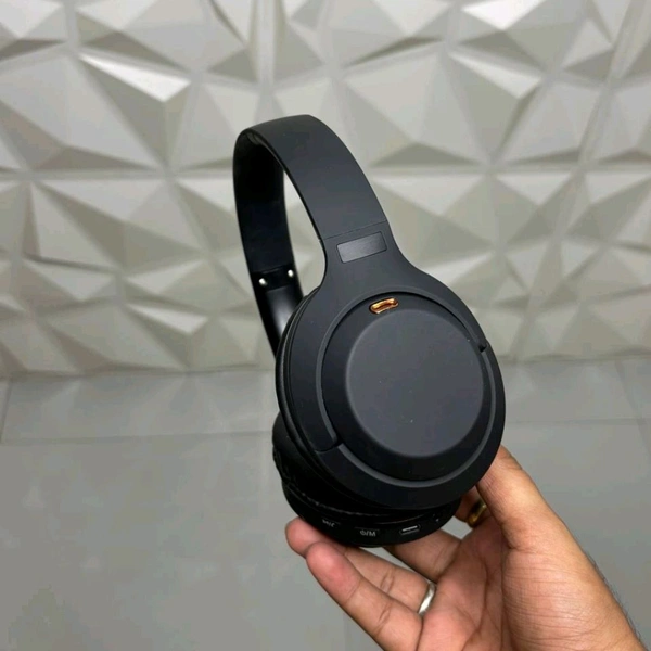 Introducing New Wireless Headphone With Microphone, Retractable & Foldable Wireless Headset, Long Battery Life, Enjoy Music And Hands-Free Calls - Black, 1 Month Cybzone Warranty