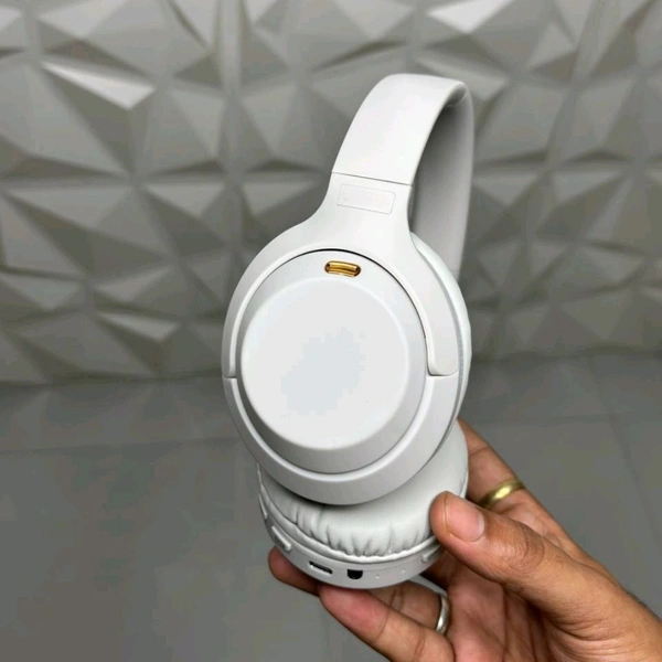 Introducing New Wireless Headphone With Microphone, Retractable & Foldable Wireless Headset, Long Battery Life, Enjoy Music And Hands-Free Calls - White, 1 Month Cybzone Warranty