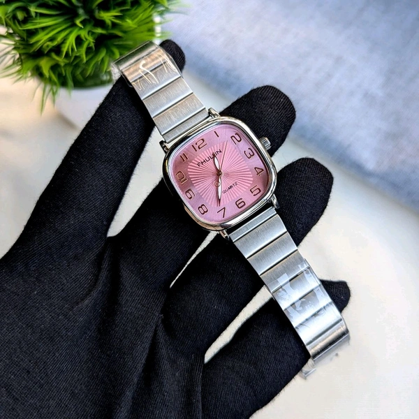 Fhulun Analog Quartz Movement Watch With High Quality Strap Best finishing Body & Case - SRF5