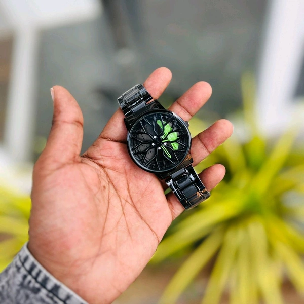Most Demanded Non Gyro Quartz Movement Watch With High Quality Strap Best finishing Body & Case - SRH4