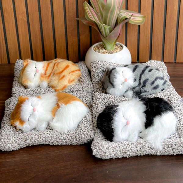 Realistic Sleeping Cat Plush - Perfect Gift for Cat Lovers - SRC1