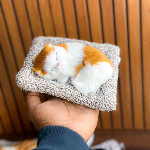 Realistic Sleeping Cat Plush - Perfect Gift for Cat Lovers - SRC2
