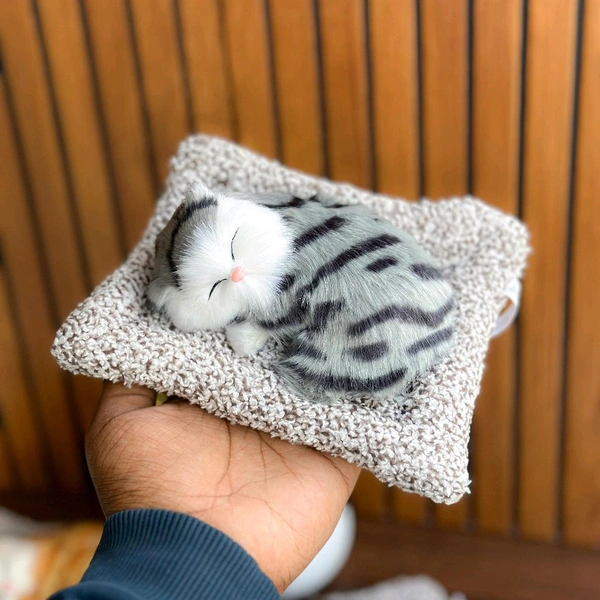 Realistic Sleeping Cat Plush - Perfect Gift for Cat Lovers - SRC4