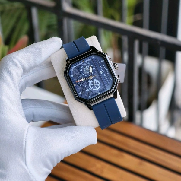 Most Demanded Hery1 Analog Quartz Movement Watch With High Quality Strap Best finishing Body & Case - SRH4