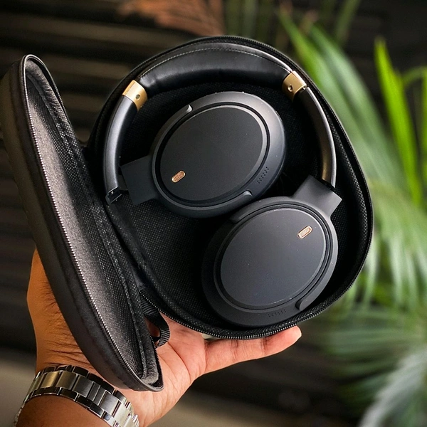 QuietComfort 45 Wireless Headphones – BT Earphone, Over Ear Headphones With Built-in Mic - 6 to 12 Hours Playtime, Foldable Stereo Wireless Headset, Perfect For Everyday Use - Black, 1 Month Cybzone Warranty