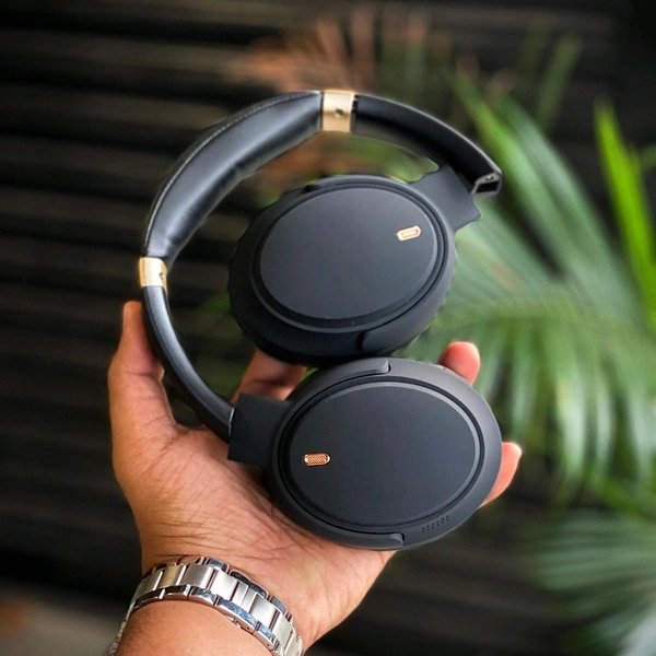 QuietComfort 45 Wireless Headphones – BT Earphone, Over Ear Headphones With Built-in Mic - 6 to 12 Hours Playtime, Foldable Stereo Wireless Headset, Perfect For Everyday Use - Black, 1 Month Cybzone Warranty