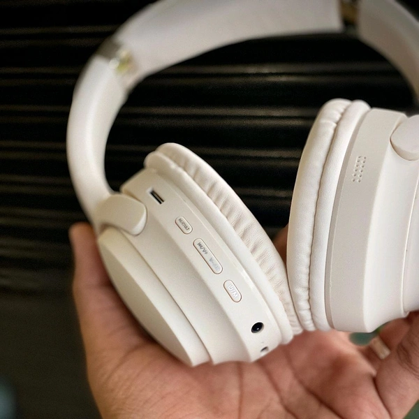 QuietComfort 45 Wireless Headphones – BT Earphone, Over Ear Headphones With Built-in Mic - 6 to 12 Hours Playtime, Foldable Stereo Wireless Headset, Perfect For Everyday Use - Off White, 1 Month Cybzone Warranty