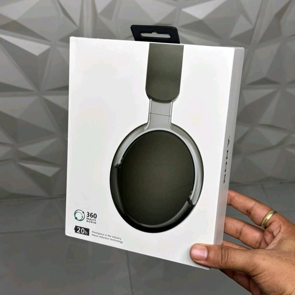 New Wireless Headphones – BT Earphone, Over Ear Headphones With Built-in Mic - Upto 8 Hours Playtime, Heavy Sound And Bass Quality, Perfect For Everyday Use - 1 Month Cybzone Warranty, Black
