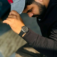 Minimalist Magnetic Ball Watch – Modern Design Watch, Rubber Strap, Round Dial, Battery Powered - Black