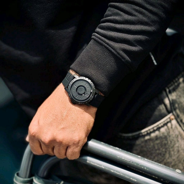 Minimalist Magnetic Ball Watch – Modern Design Watch, Rubber Strap, Round Dial, Battery Powered - Black