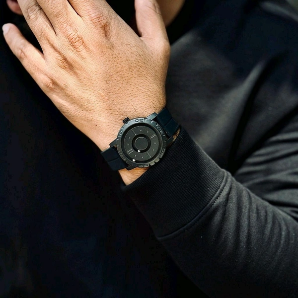 Minimalist Magnetic Ball Watch – Modern Design Watch, Rubber Strap, Round Dial, Battery Powered - Black