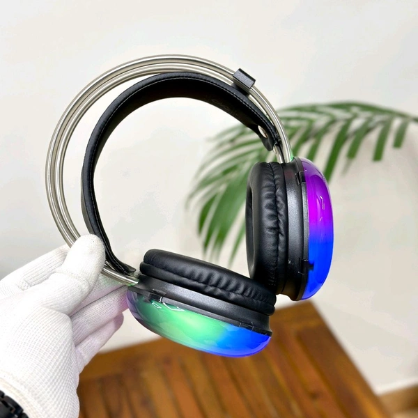 Presenting You All, New Rgb Colour Headphones, Multi Colour Led Light Inbuilt Headphones Heavy Quality Top Look For Gaming And Night Clubs / Party - 1 Month Cybzone Warranty