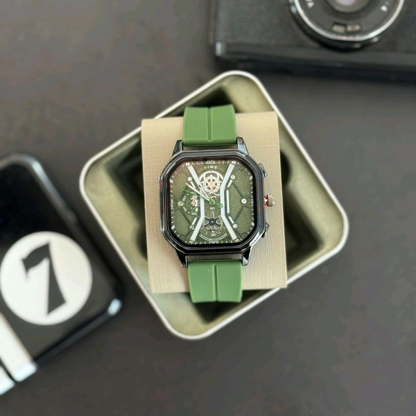 Time Analog Quartz Movement Collection Collection With High Quality Strap Best finishing Body & Case - SRT1