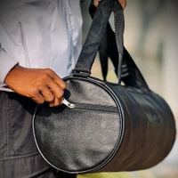 New Travel Duffle Bag Sports Gym Shoulder Handbag for Men Outdoor Weekend Bag for Women with Shoe Compartment Luggage Bag - Black