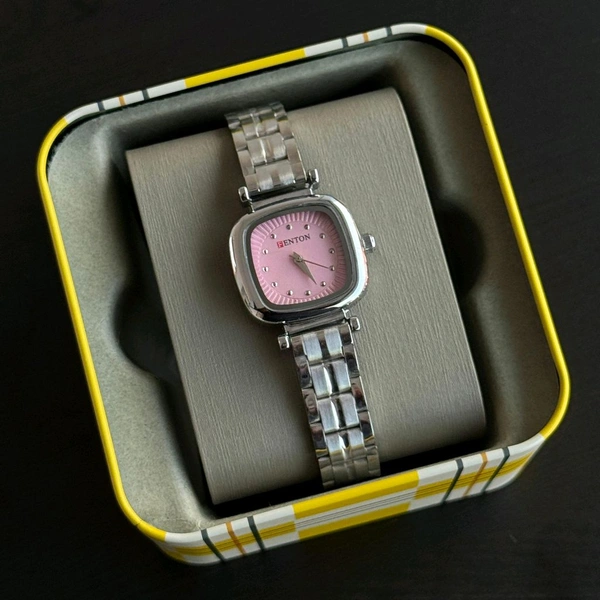 Fenton Analog Quartz Movement Watch With High Quality Strap Best finishing Body & Case - SRB1