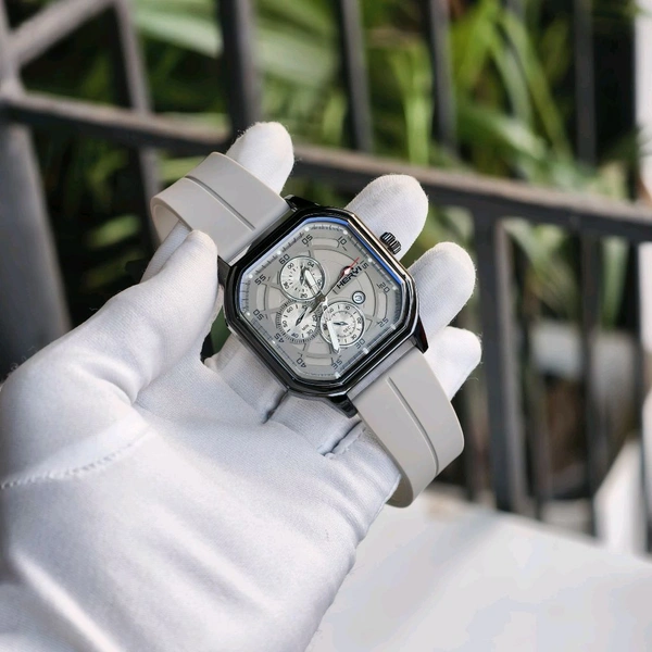 Most Demanded Heryi Analog Quartz Movement Watch With High Quality Strap Best finishing Body & Case - SRB1