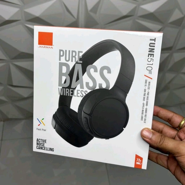 Wireless Earphone Headphones With Microphone Lightweight, For Music Lovers & Professionals - Suitable for Travel, Office & Home, 5-6 Hours Playback Time, High Quality Model - Black, 1 Month Cybzone Warranty