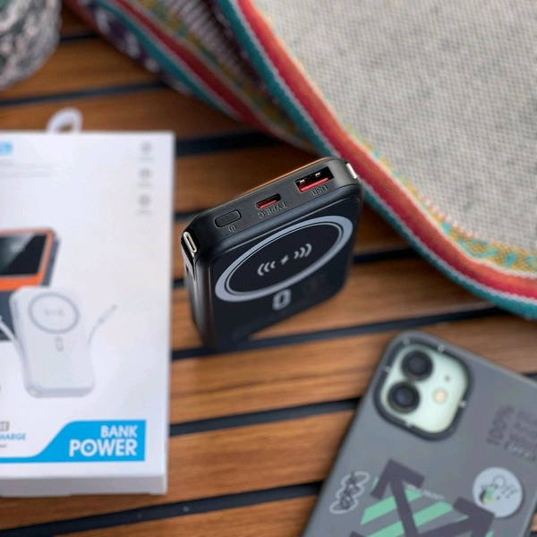 Universal 5000mAh Magnetic Wireless Power Bank – Ultra Portable & Fast Charging - 1 Month Cybzone Warranty